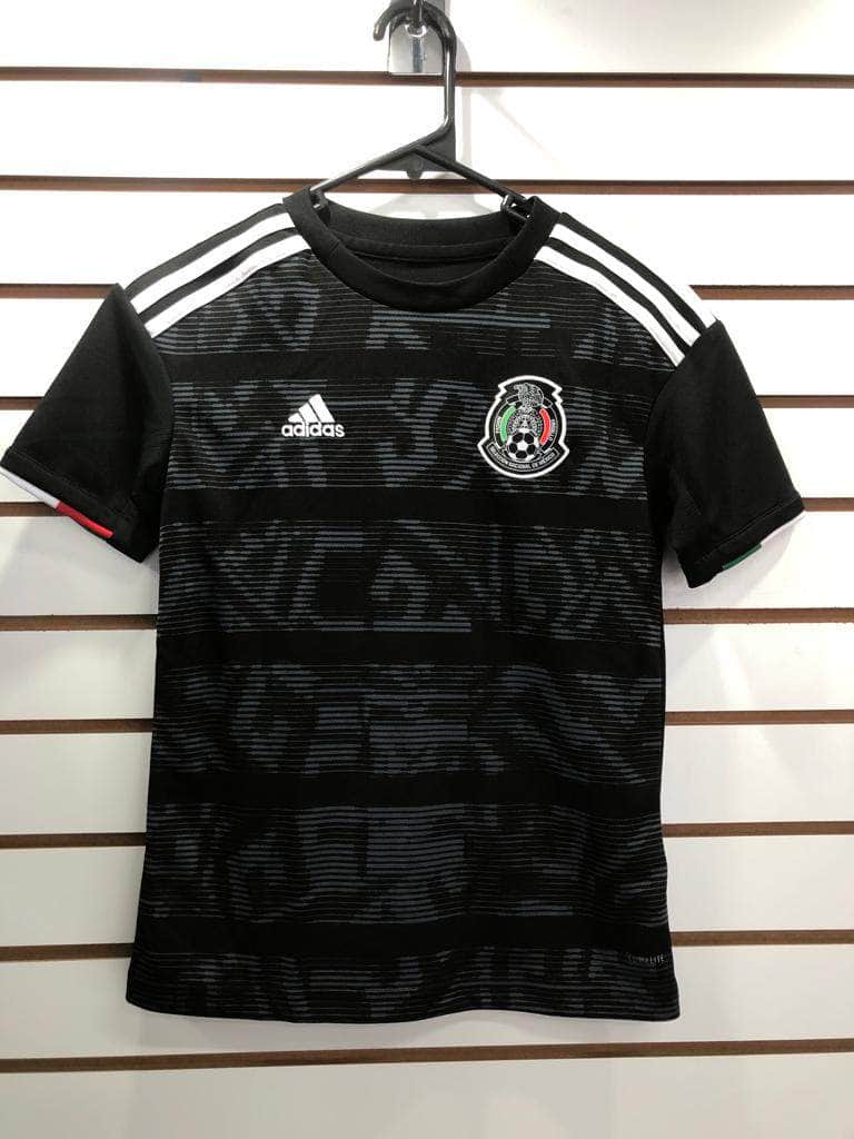 https://www.soccersportmx.com/cdn/shop/products/adidas-jersey-jersey-adidas-seleccion-mexicana-local-2019-juvenil-tienda-deportiva-en-linea-37862836207857_768x.jpg?v=1663178861